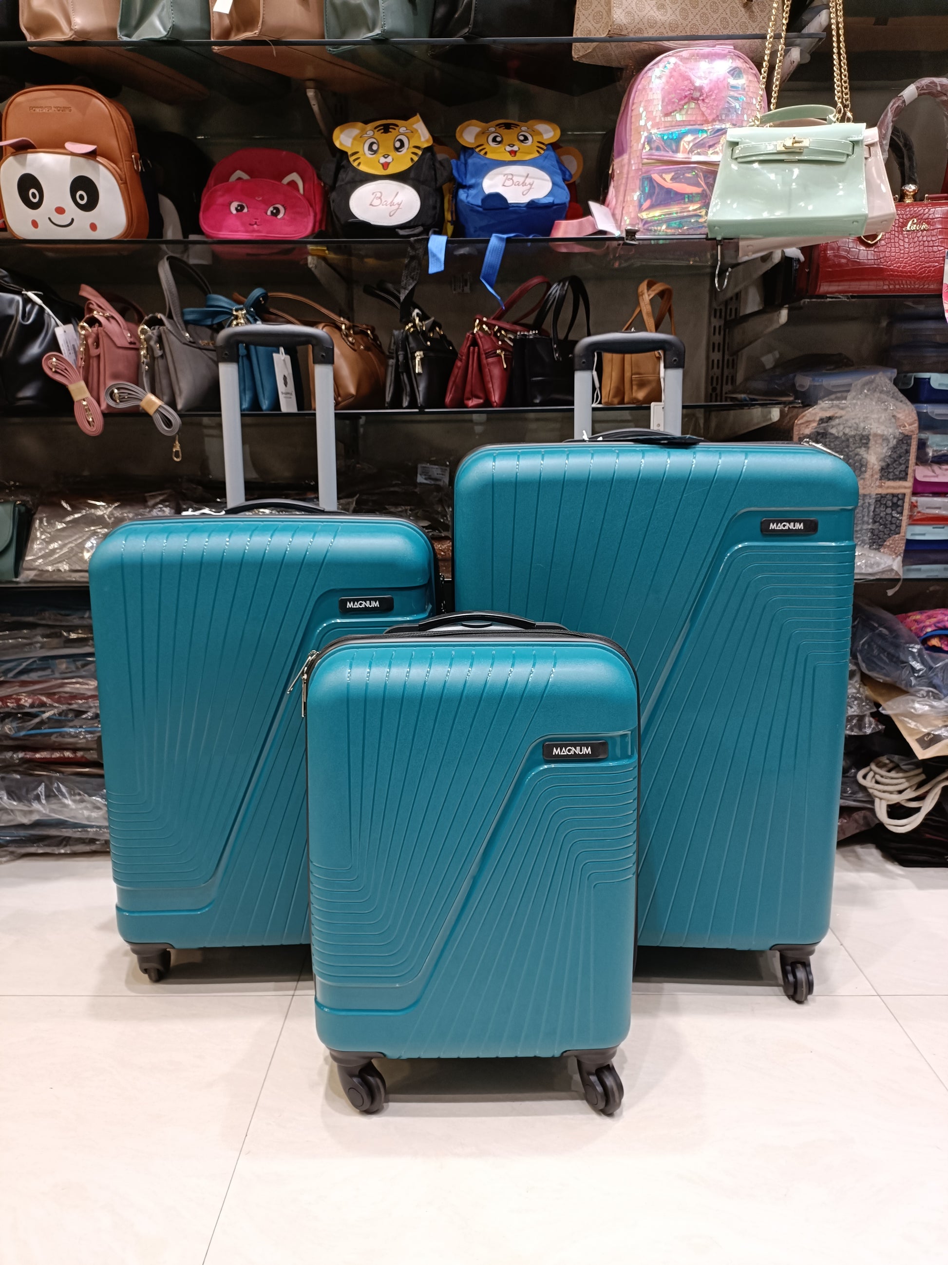 Safari Magnum combo of 3 pcs Trolly bag sea green colour arihant