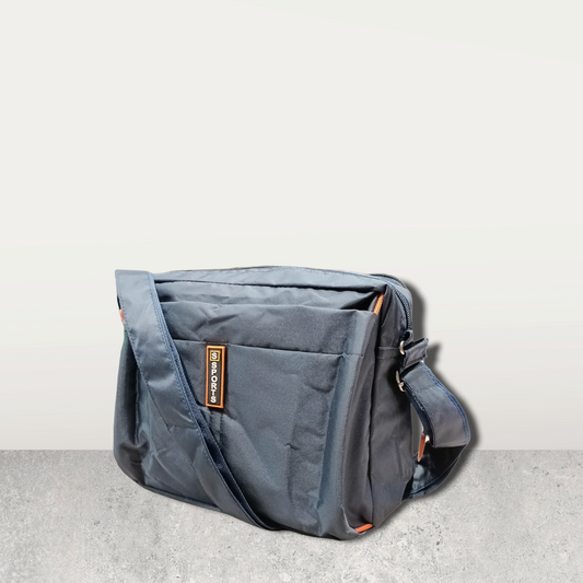 Bestselling medium size unisex side bag , stylish daily use crossbody bag